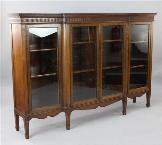 An Edwardian crossbanded mahogany breakfront dwarf bookcase, W.6ft D.1ft 2in. H.4ft